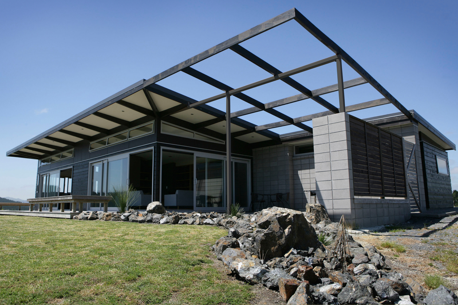 TE KAUWHATA HOUSE, WAIKATO, NEW ZEALAND